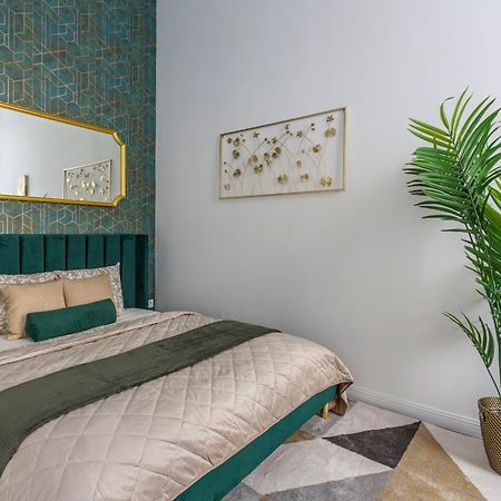 Luxurious Prestige Residence Next To The New York Cafe Будапеща Екстериор снимка