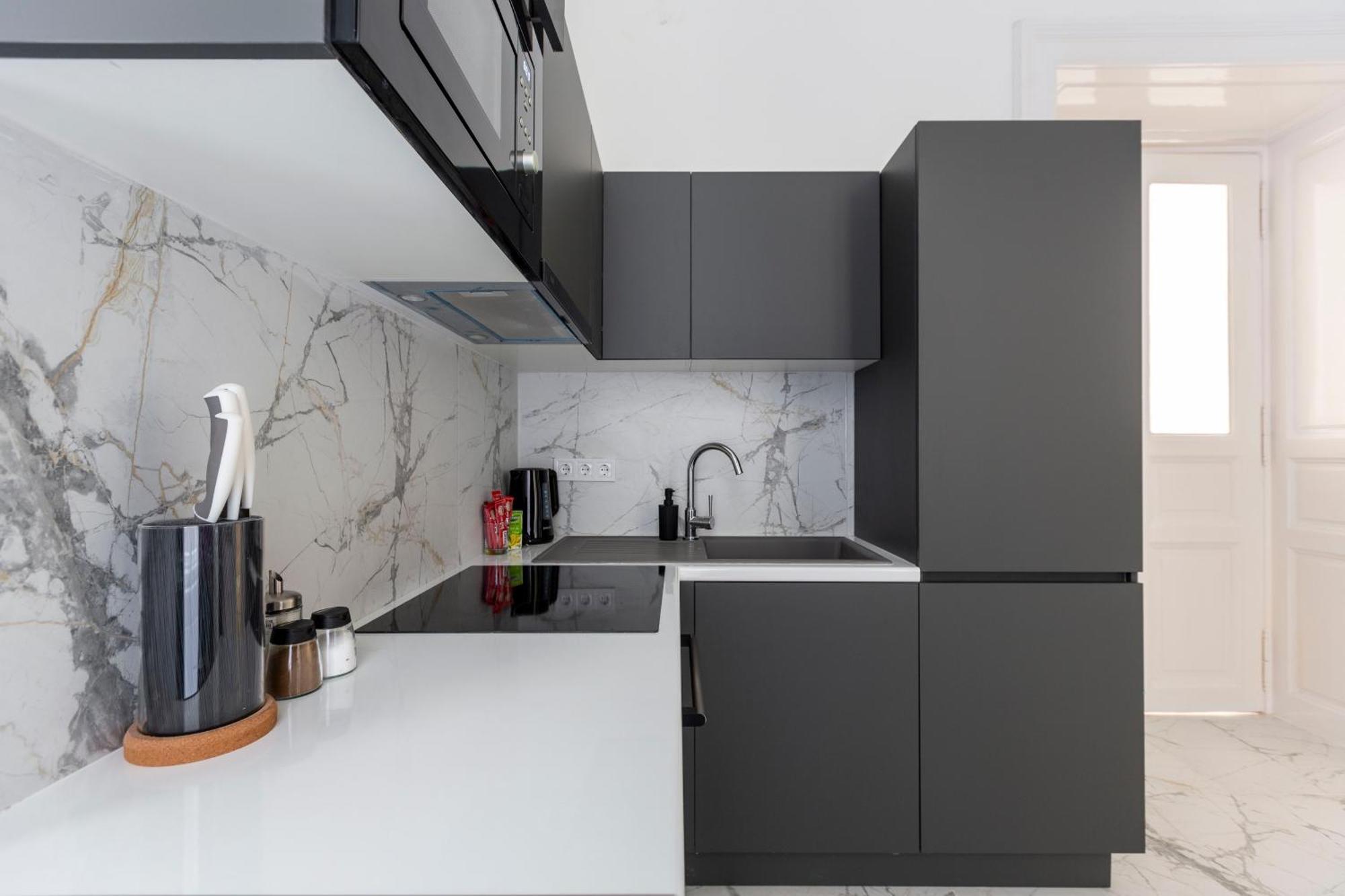 Luxurious Prestige Residence Next To The New York Cafe Будапеща Екстериор снимка